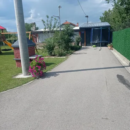 Little Joy , Loc Mala Radost Bihać