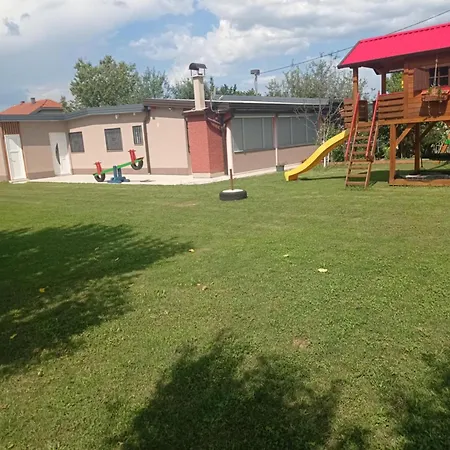 Daire Little Joy , Loc Mala Radost Bihać